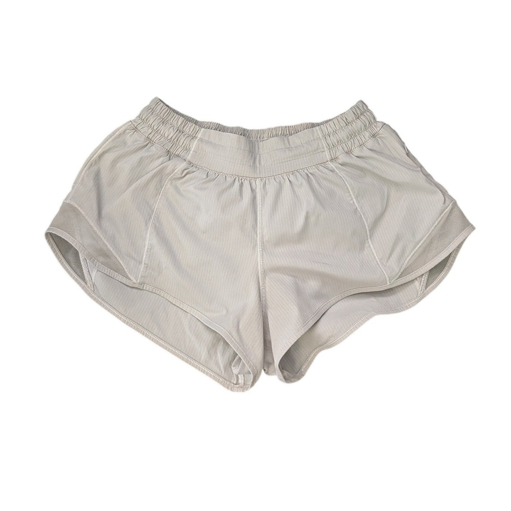 Lululemon Hotty Hot Low Rise Lined Running Shorts White Size 6